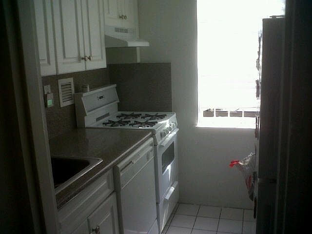 1st image of 330 W 55th St APT 5B