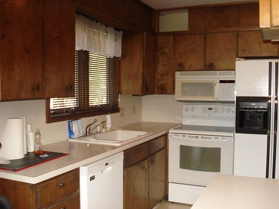 5th image of 4 Fleetwood Dr