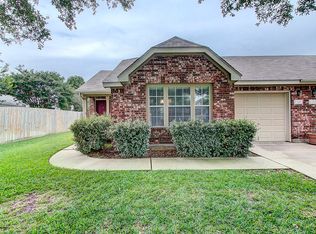 215 Prairie Springs Loop, Georgetown, TX 78626