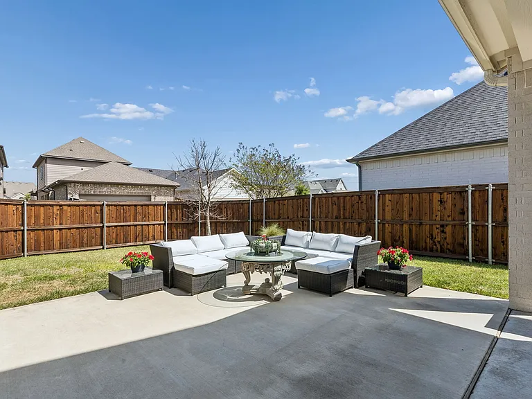 13624 Walsh Ave — Photo 22