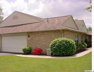 2nd image of 124 Bentley Dr