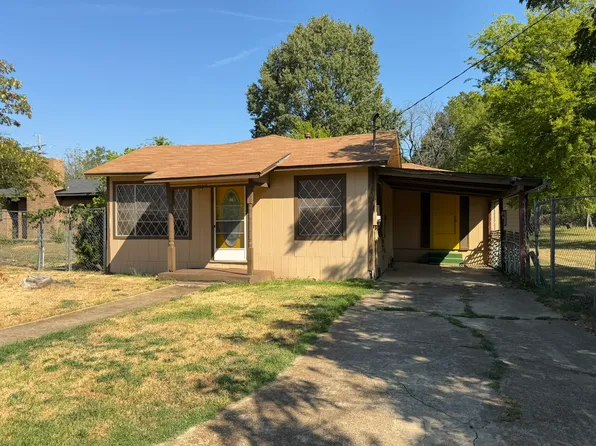 1410 W 9th St, Mount Pleasant, TX 75455
