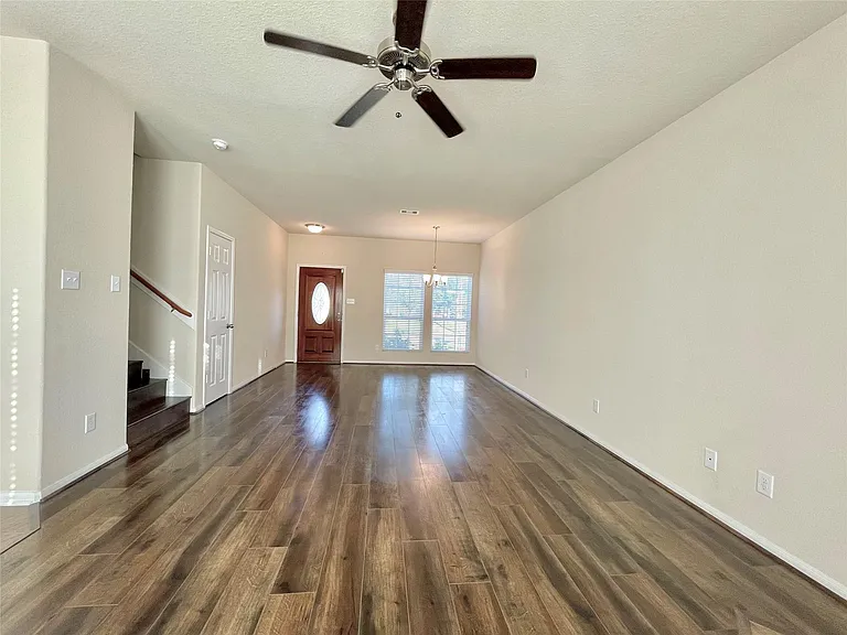 14903 Vinegrove Falls Ct — Photo 5