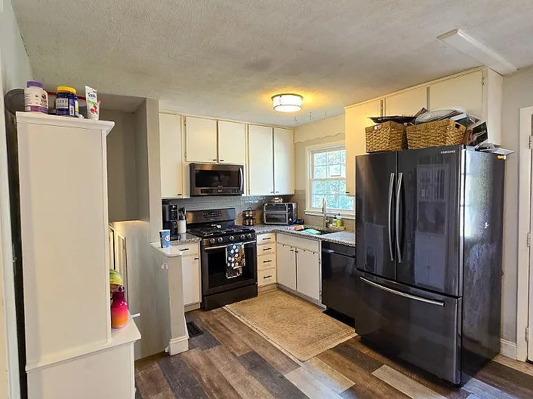 5813 Rangeley Dr — Photo 9