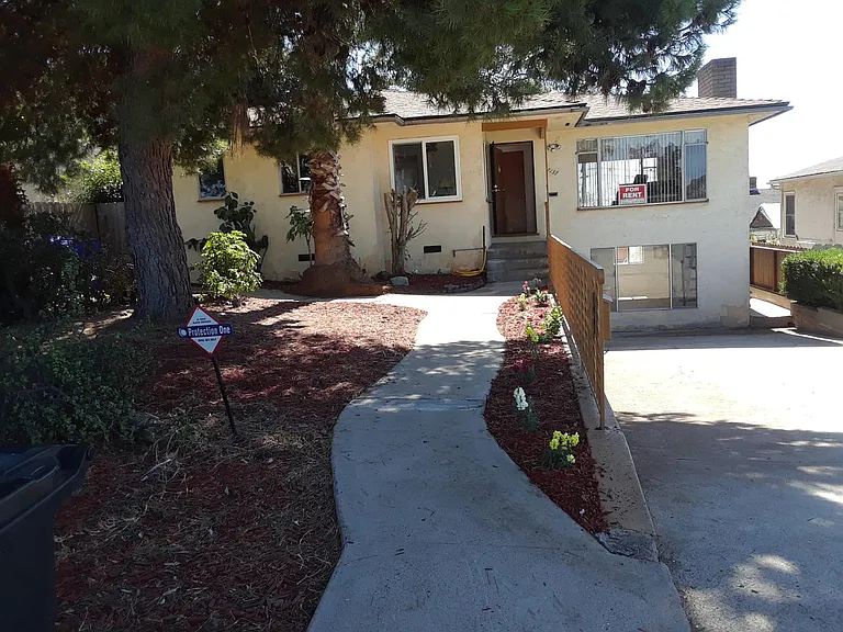 7137 Saranac St — Photo 2