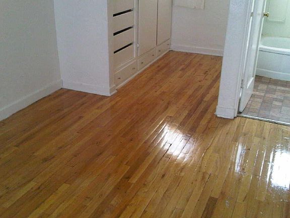 2nd image of 1339 San Mateo Blvd SE APT 2