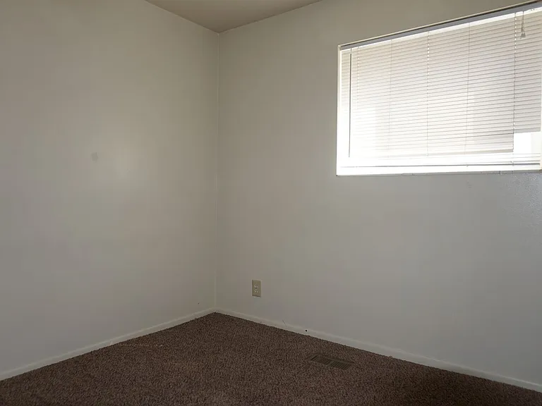 8287 S Ivy Dr — Photo 12