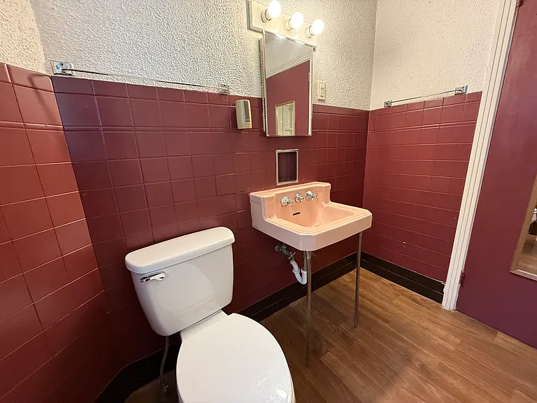 601 Dean St #2 — Photo 6