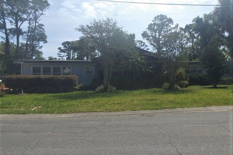 1st image of 607 16th St N