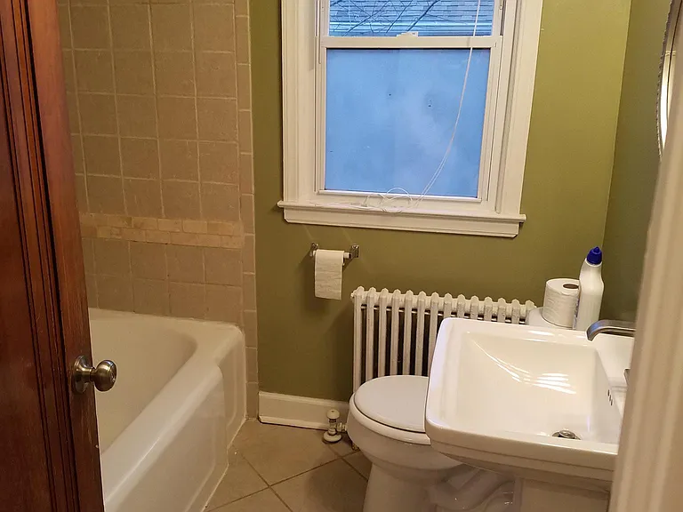 21619 Avalon St — Photo 15