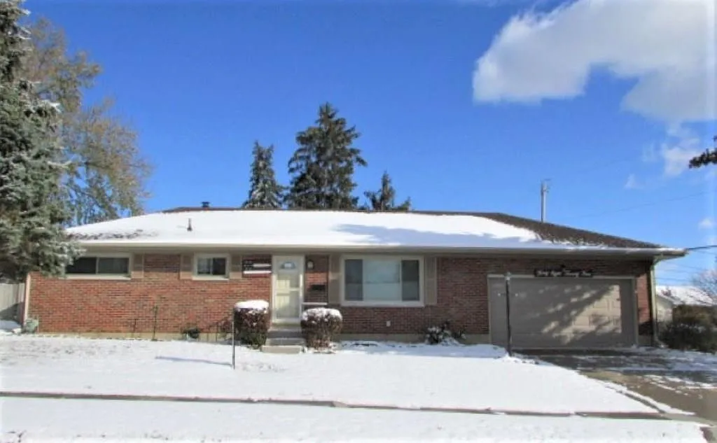 4824 Chippendale Dr photo 1