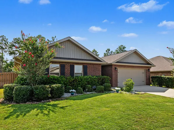 352 Merlin Ct, Crestview, FL 32539