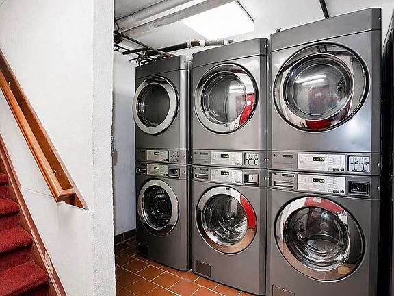 2nd image of 112 W 73rd St Unit Penthouse