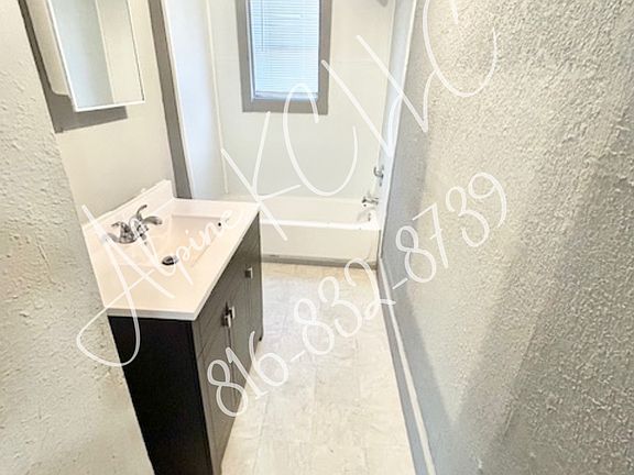 5th image of 4525 S Benton Ave