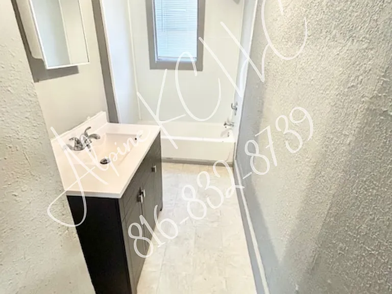 4525 S Benton Ave — Photo 5