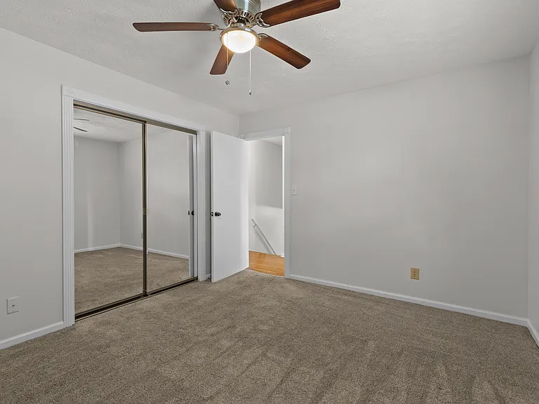 10404 Lark Park Dr — Photo 14