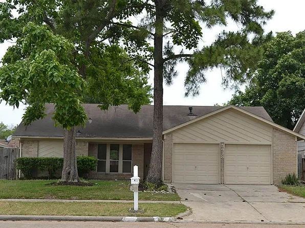 5418 Greenhill Forest Dr, Houston, TX 77088