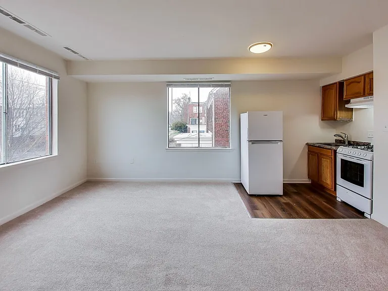 5509 1St St NW — Photo 9