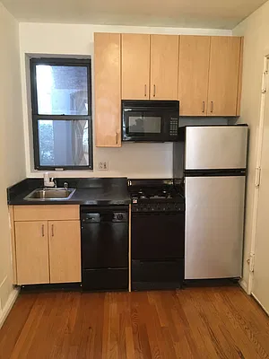 Rented by Bond New York | media 1