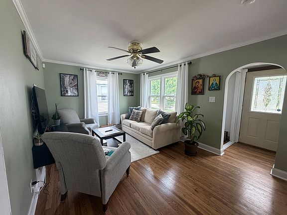 5th image of 3571 S 82nd St