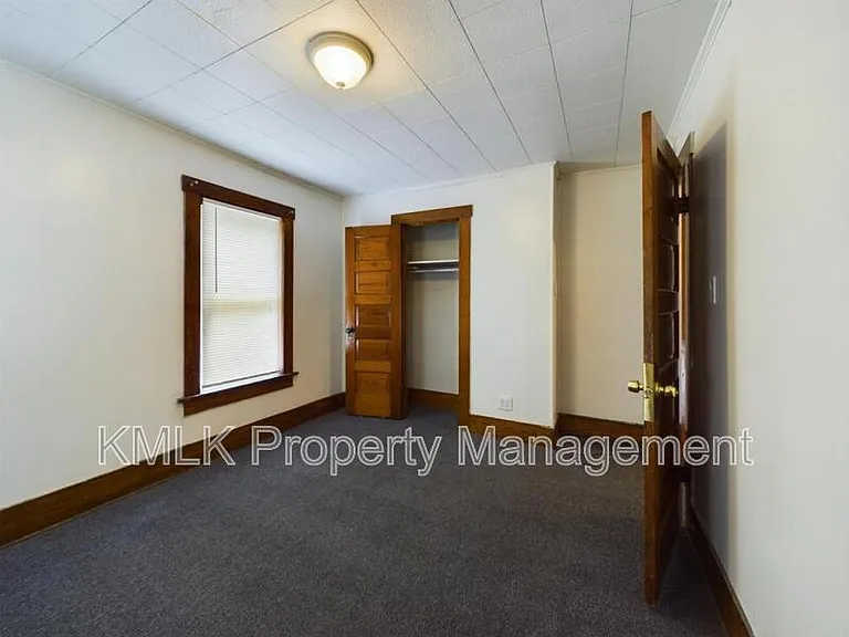 693 Kling St — Photo 28