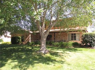 5 Palmetto Dr, Belleville, IL 62221