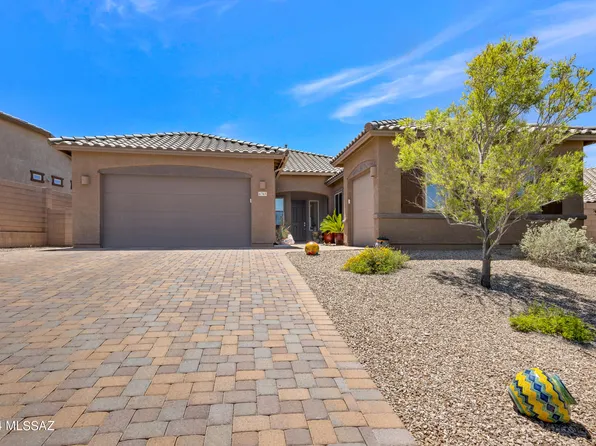 6765 W Red Hawk Pl, Marana, AZ 85658