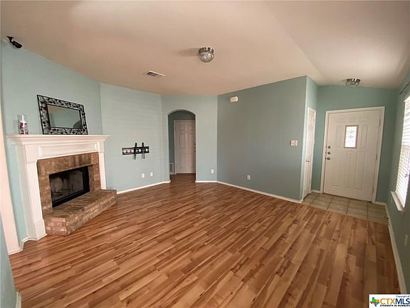 4th image of 4610 Lookout Mountain Ln