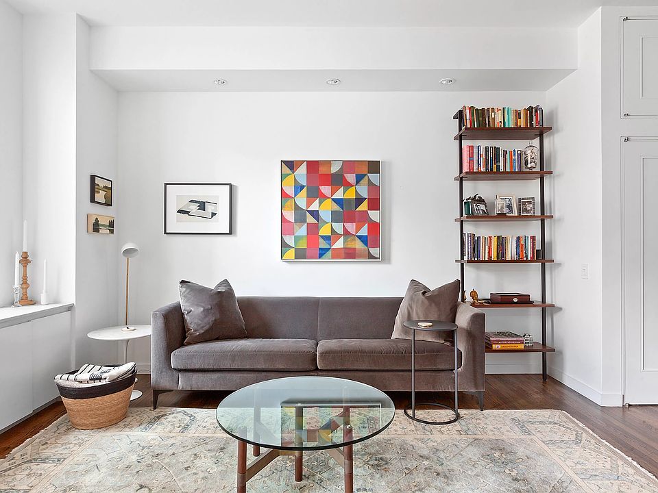 1st image of 261 Broadway APT 9F