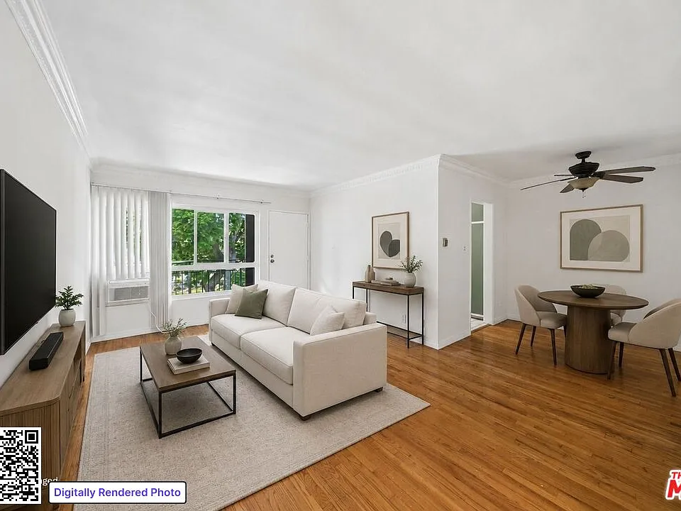 1206 N Hayworth Ave #11