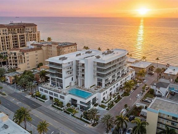 4th image of 3319 N Ocean Dr #603