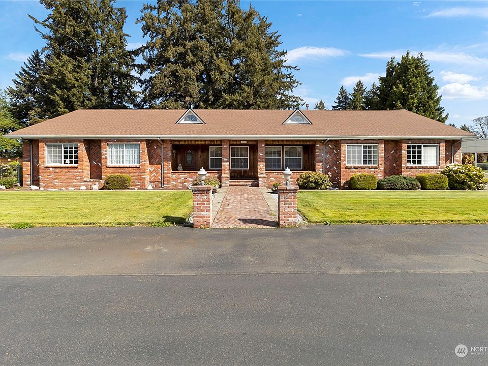 1st image of 209 180th Street Ct E