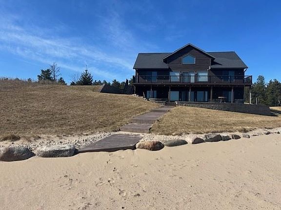 3rd image of W5698 Westwater Cir