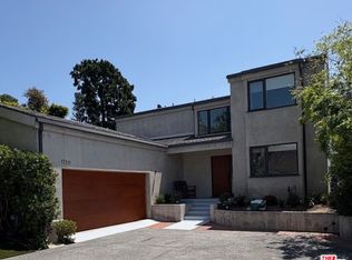 17211 Avenida De La Herradura, Pacific Palisades, CA 90272