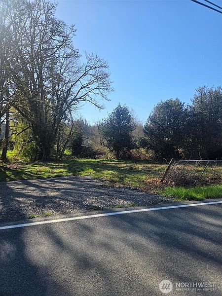 2nd image of 23022 Yeager Road