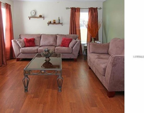 4th image of 3279 Amberley Park Cir