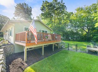 4721 Gaston Cir, Cottage Grove, WI 53527