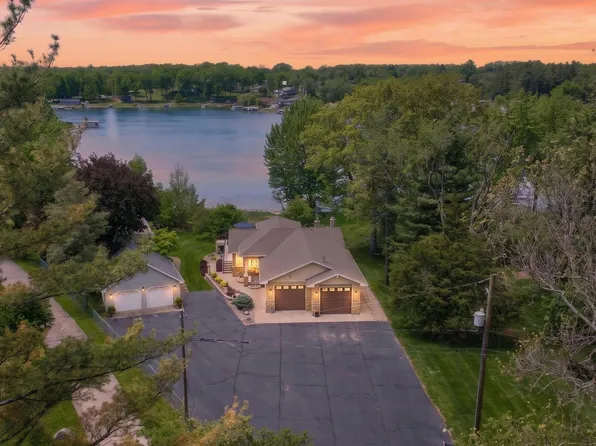 250 Steves Scenic Dr, Horton, MI 49246