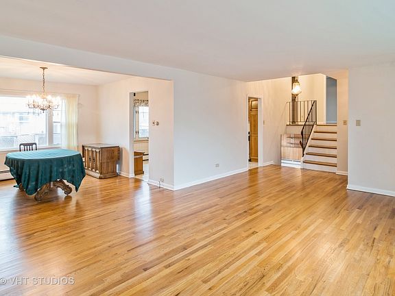 4th image of 630 Davis Dr