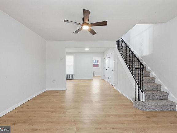 3rd image of 6524 Reedland St