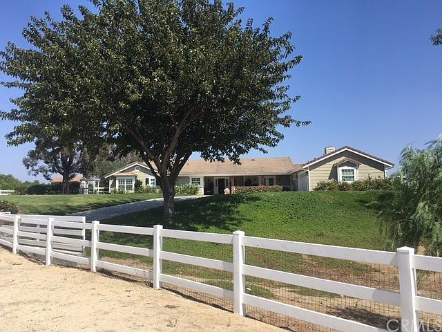 1st image of 25740 Bay Meadows Way