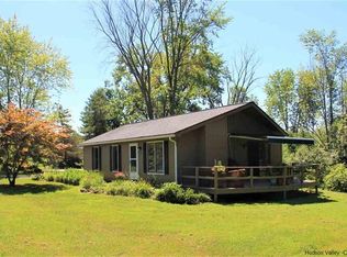 3 Lisa Ln, Athens, NY 12015