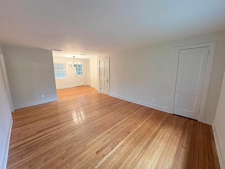 202 E Bradford Rd #3 — Photo 4