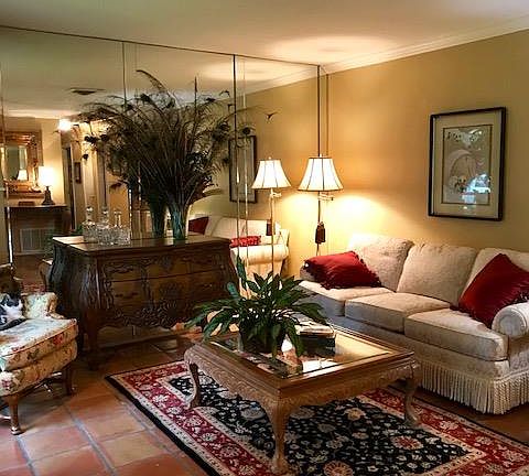 4th image of 1106 S Paisano Dr