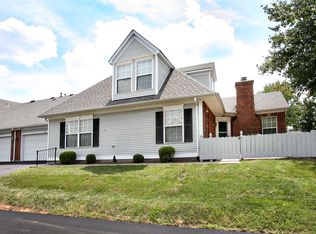 8118 Meadowgreen Pl, Louisville, KY 40299