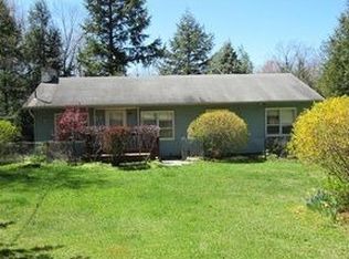 157 Noyes Rd, Vestal, NY 13850