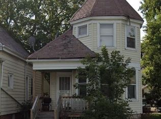 3007 N 20th St, Milwaukee, WI 53206