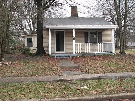 1st image of 108 N 3rd Ave