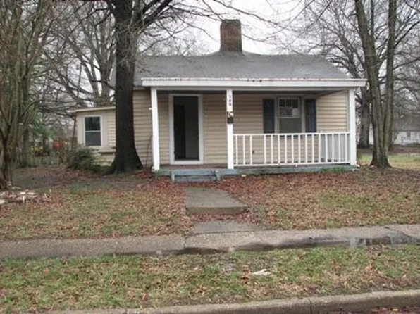 108 N 3rd Ave, Hopewell, VA 23860