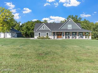 25400 Silvercrest Ct, Wooldridge, MO 65287